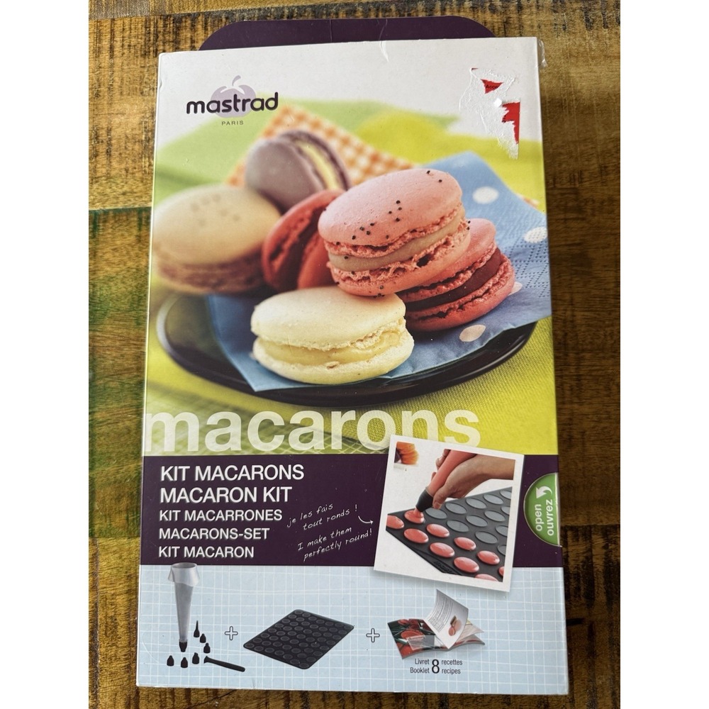 Mastrad Macaron Baking Set Kit New In Box